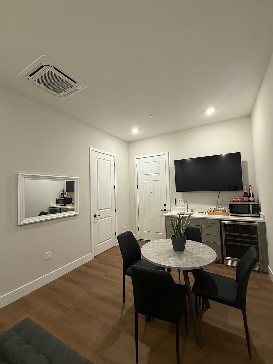 Private 1BR 1BA Suite Travis AFB - New, Washer Dryer, Quiet