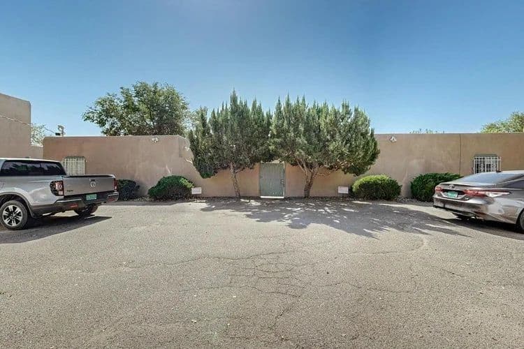 Spacious 2-Bedroom TDY Home Near Kirtland AFB | WiFi | In-Unit Laundry | Pet Friendly
