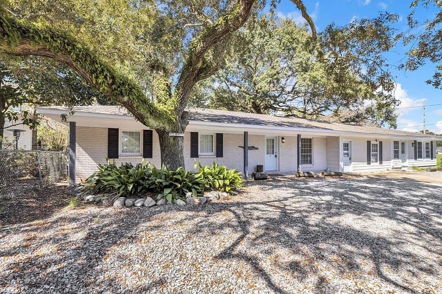 Spacious 3BR/2BA Near Keesler AFB & Beach – TDY Ready
