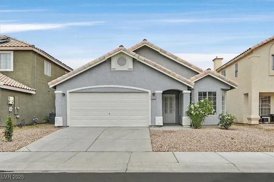 Spacious 3BR Home Near Nellis AFB with Garage & Patio