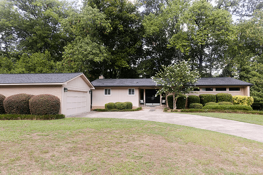 Spacious 5BR Family Home with Yard Near Fort Gordon