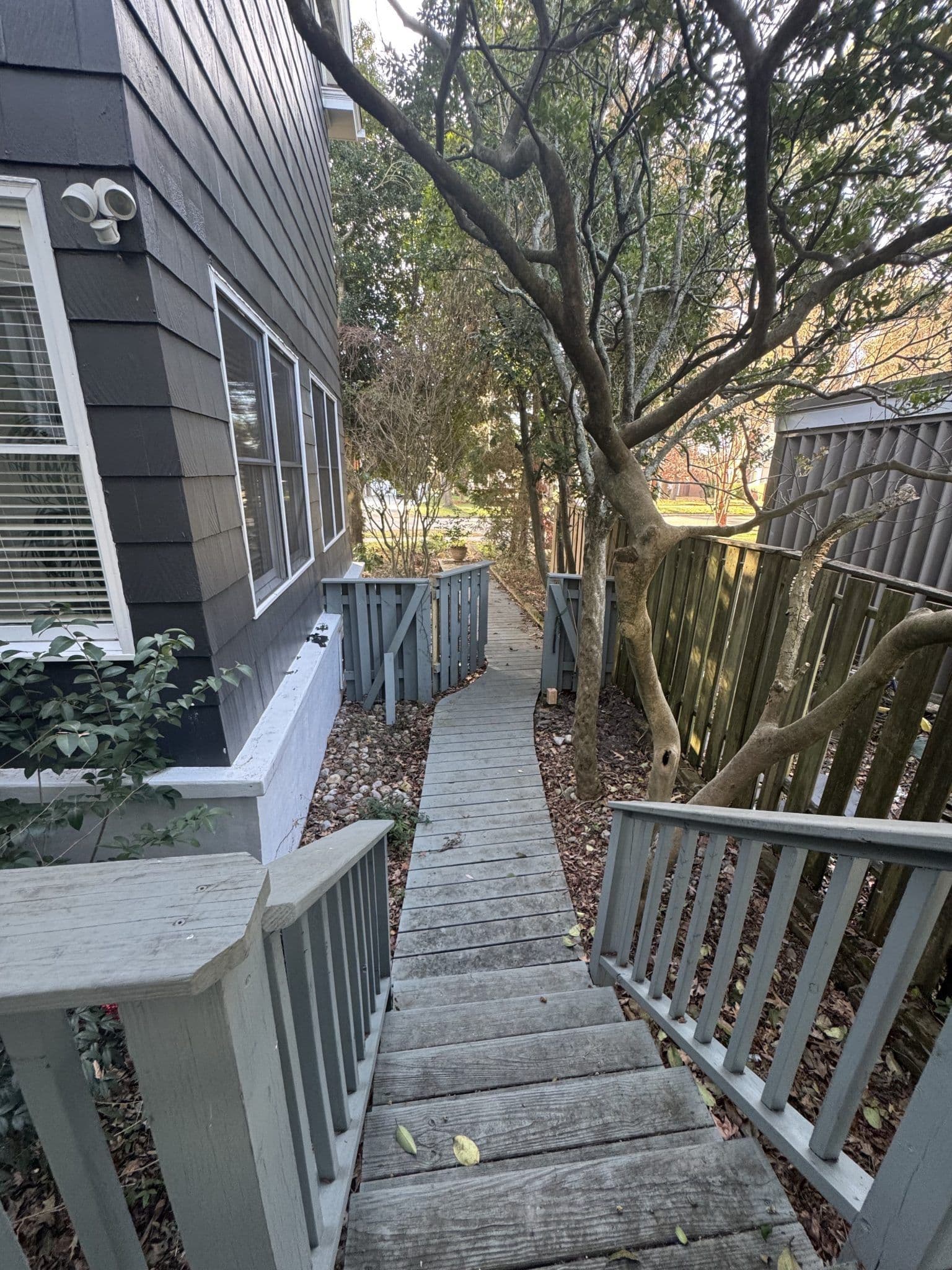 Spacious Furnished 1BR/1BA. Perfect for Military.