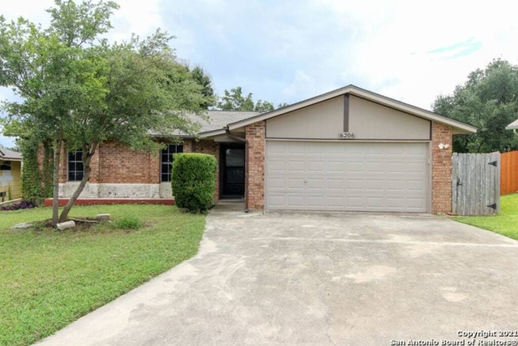 TDY Hero Lackland AFB | Spacious 3-Bed, 2-Bath Home