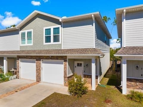 TDY Hero Retreat Near Tyndall AFB | Family-Friendly Stay Close to the Beach