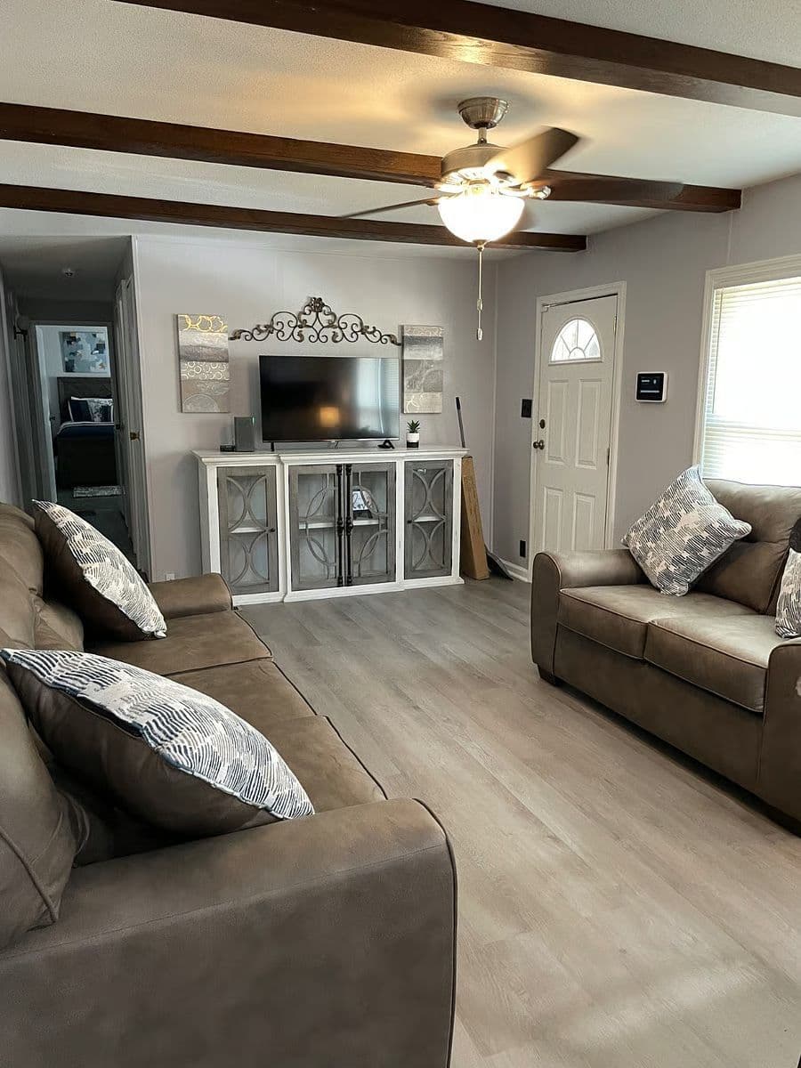 TDYHero | Stylish 3BR Retreat Near Shaw AFB with Spacious Backyard