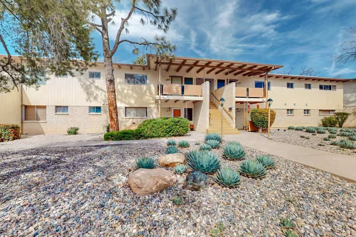 Turquoise Trail Villa | 3BR, 2BA Near Kirtland AFB