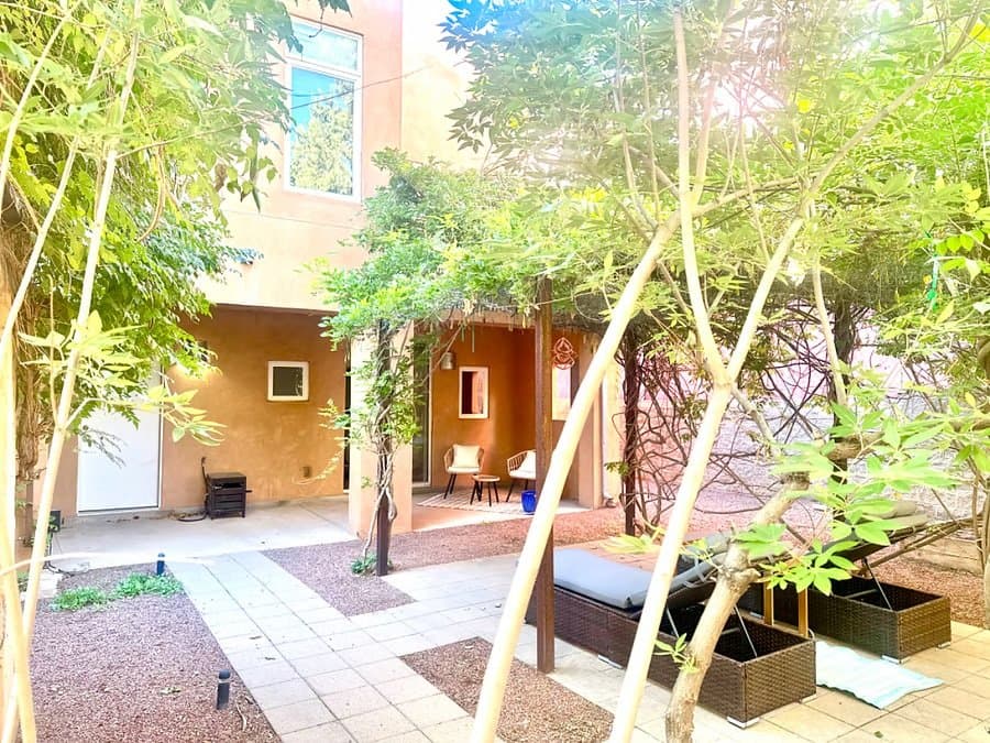 Charming 3BR/2BA Home with Rooftop Views Near Kirtland AFB