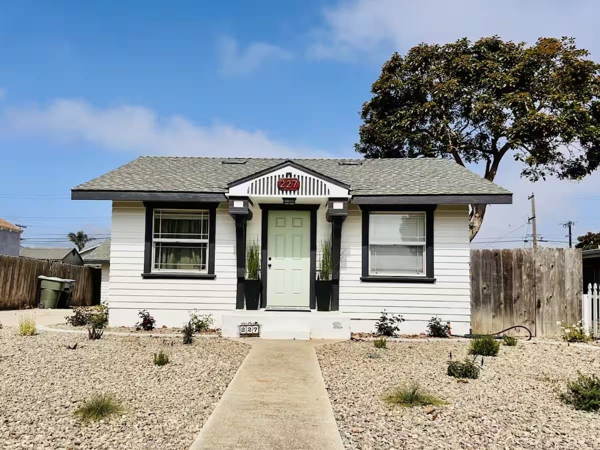 Cozy 2BR Lompoc Home Near Vandenberg SFB
