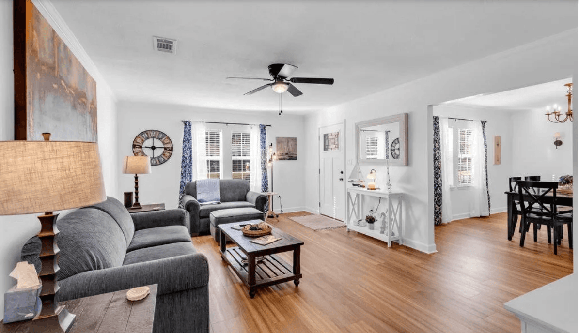 Bay Breeze Cottage
